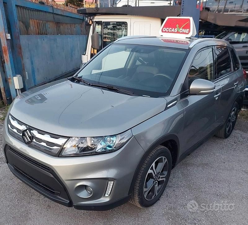 Usata Suzuki Vitara 120 CV (88 kW) 2015 Grigio SUV