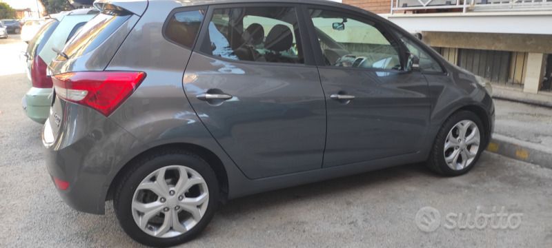 Usata Hyundai ix20 Style 90 CV (66 kW) 2012 Grigio Utilitaria