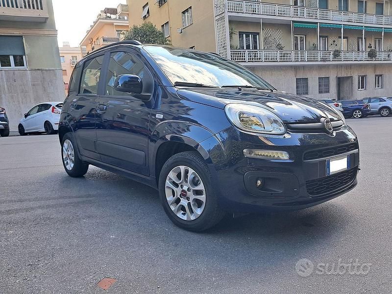 Usata Fiat Panda Lounge 69 CV (50 kW) 2019 Blu/azzurro Utilitaria