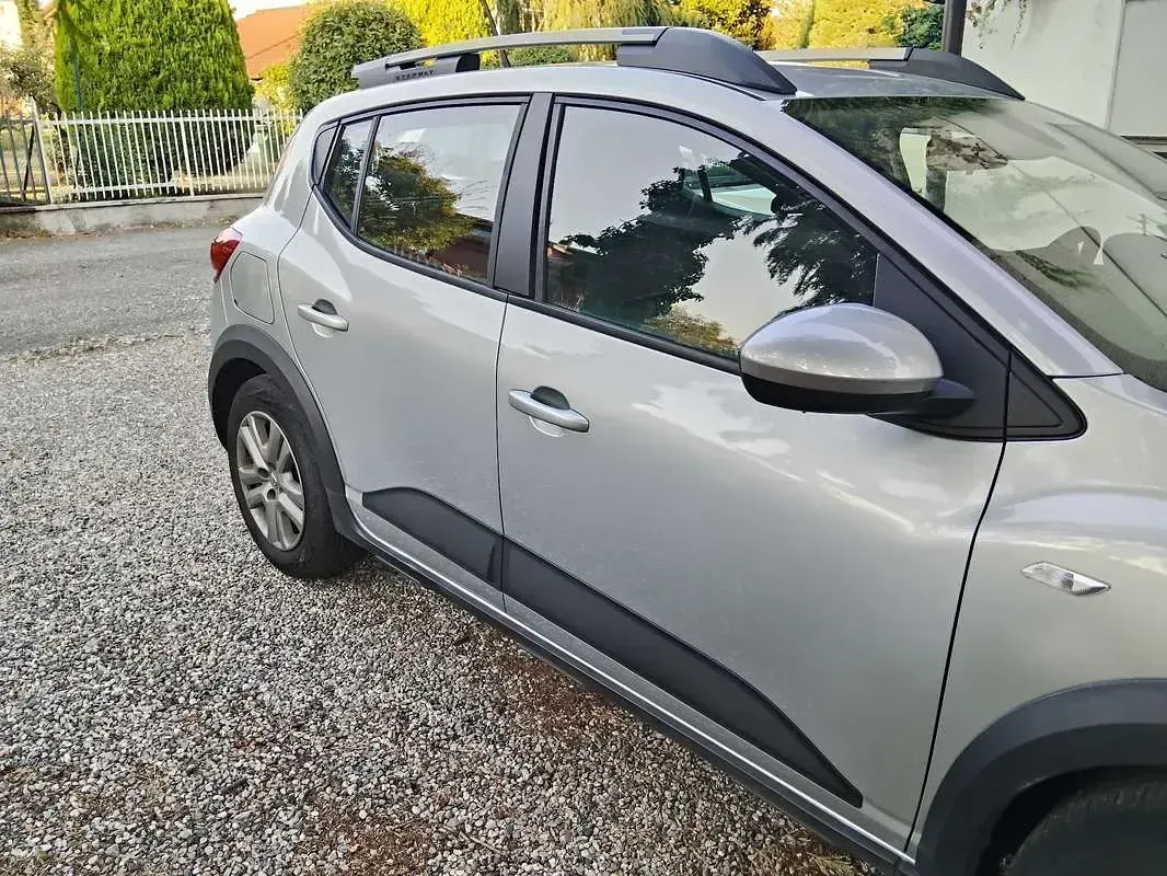 Usata Dacia Sandero Comfort 90 CV (66 kW) 2022 Berlina