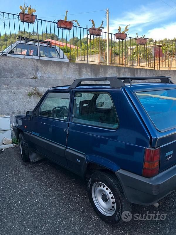 Usata Fiat Panda 4x4 50 CV (36 kW) 1993 Blu Utilitaria