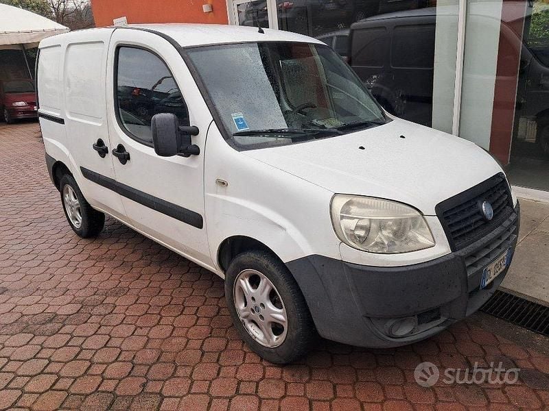 Usata Fiat Doblò 2007 Bianco Monovolume
