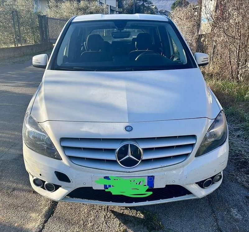 Usata Mercedes B180 Executive 109 CV (80 kW) 2014 Monovolume
