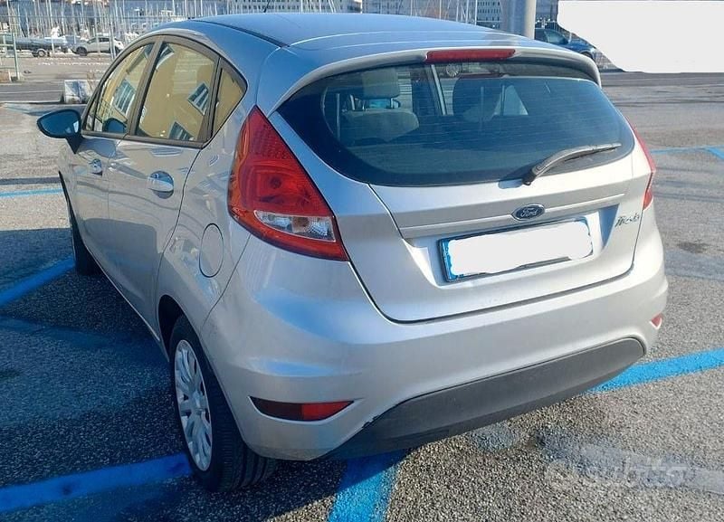 Usata Ford Fiesta 82 CV (60 kW) 2012 Utilitaria