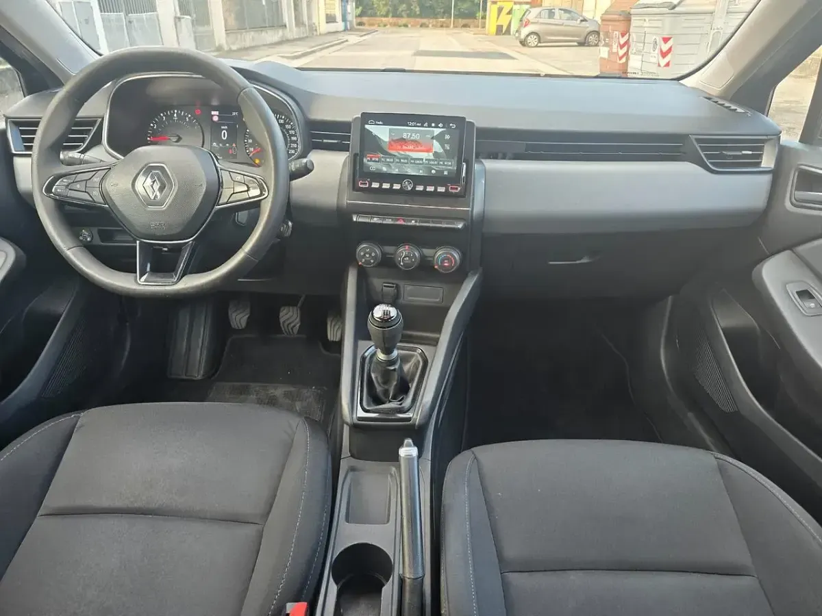 Usata Renault Clio V 100 CV (73 kW) 2021 Nero Berlina