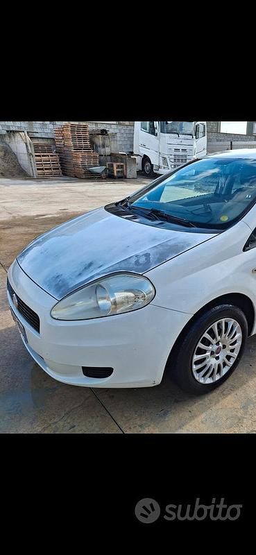 Usata Fiat Grande Punto 75 CV (55 kW) 2010 Utilitaria