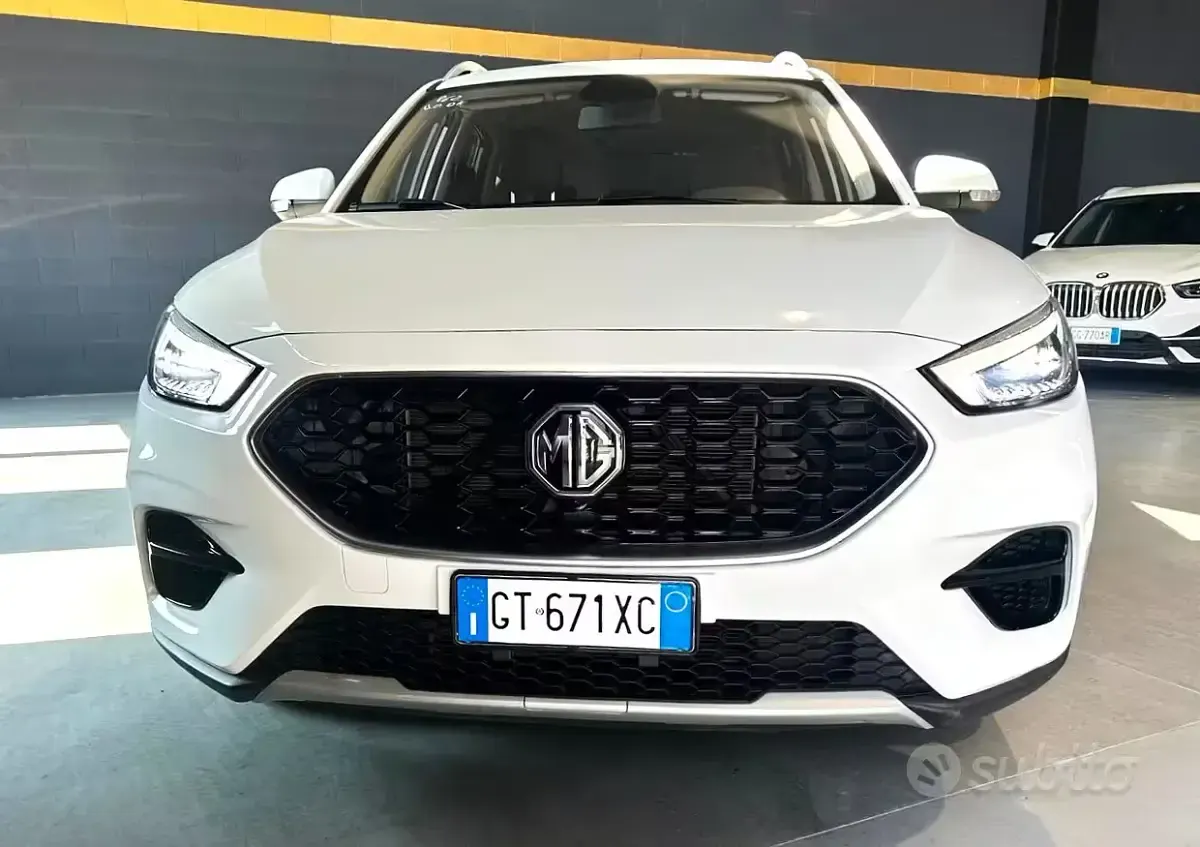 Usata MG ZS Comfort 106 CV (77 kW) 2024 Bianco SUV