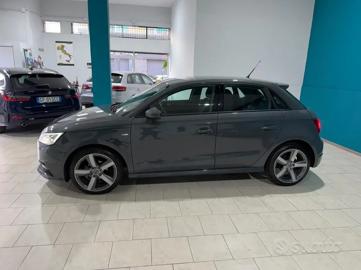 Usata Audi A1 S-Line 90 CV (66 kW) 2015 Grigio Utilitaria