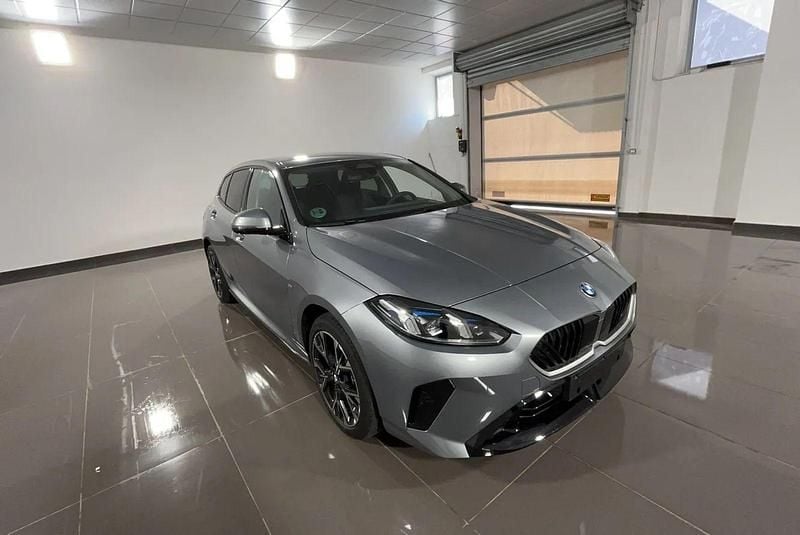 Usata BMW 118 M Sport 150 CV (110 kW) 2025 Utilitaria