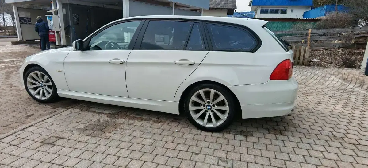 Usata BMW 320 184 CV (135 kW) 2010 Berlina