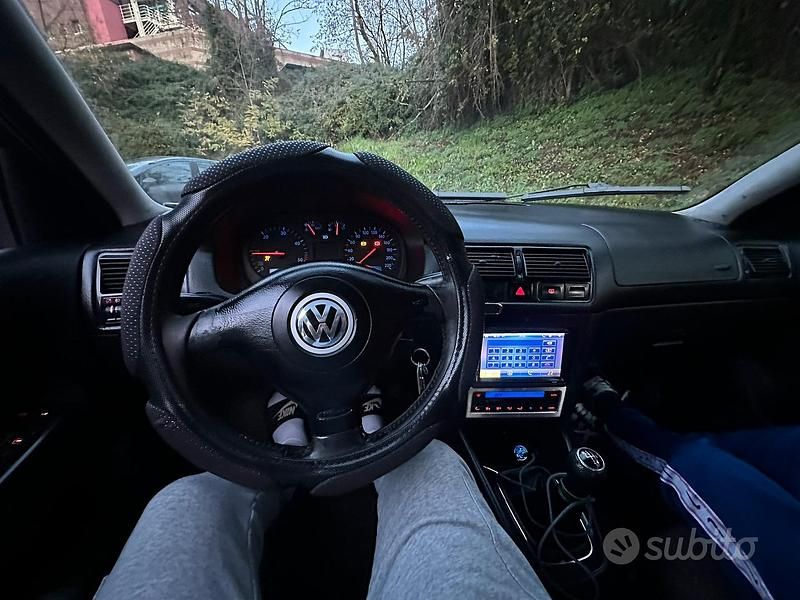 Usata VW Golf IV 110 CV (80 kW) 1999 Grigio Berlina