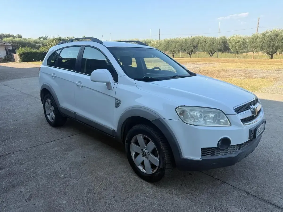 Usata Chevrolet Captiva 127 CV (93 kW) 2010 Bianco SUV