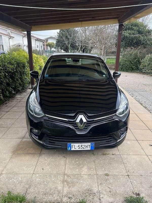 Usata Renault Clio IV 75 CV (55 kW) 2017 Nero Berlina