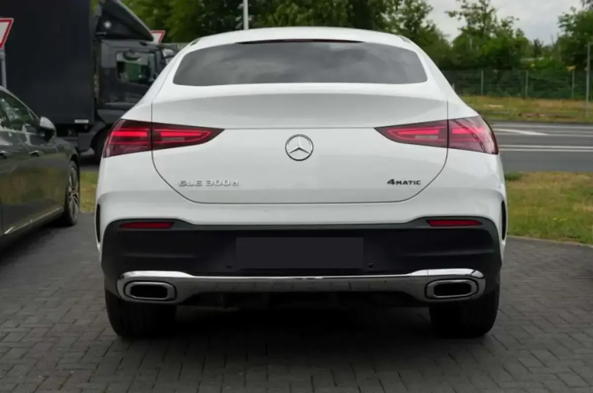 Usata Mercedes GLE300 AMG Line Premium 269 CV (197 kW) 2025 Bianco SUV