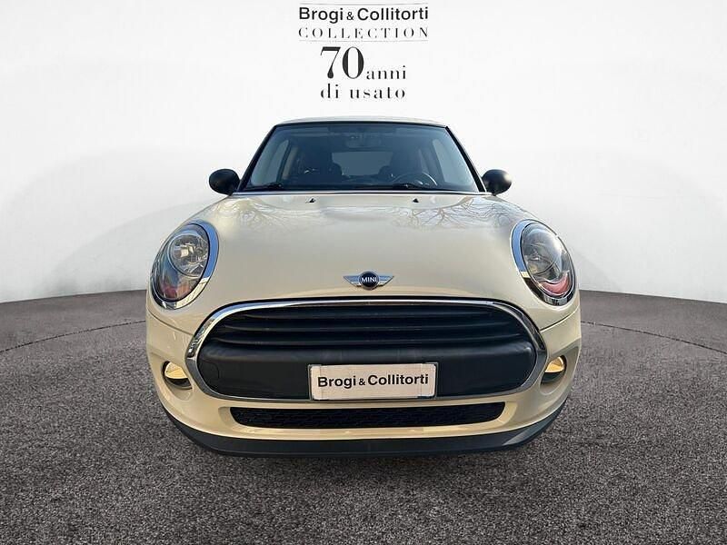 Usata Mini ONE 75 CV (55 kW) 2017 Bianco Utilitaria