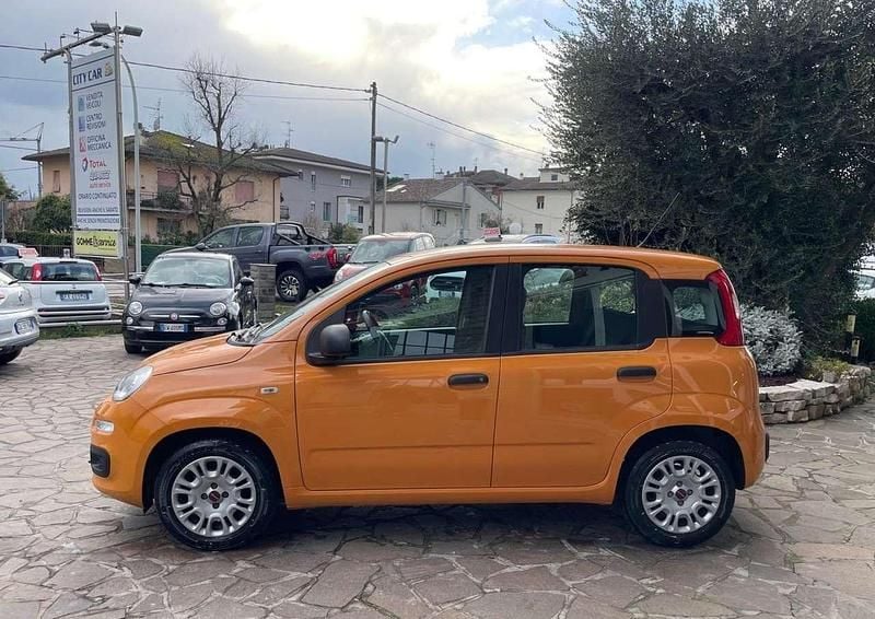 Usata Fiat Panda 69 CV (50 kW) 2021 Arancione Utilitaria