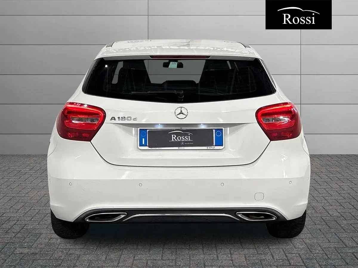 Usata Mercedes A180 109 CV (80 kW) 2016 Utilitaria