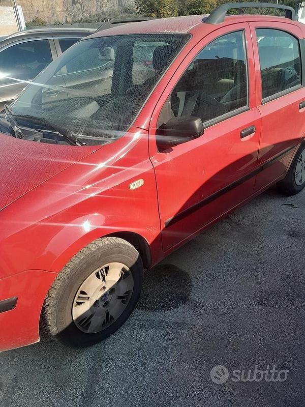 Rosso Usata 2007 Fiat Panda Dynamic Utilitaria | 3500 € (Buon prezzo) - Immagine 1/4