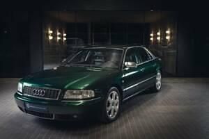 Usata Audi S8 360 CV (264 kW) 1999 Verde Berlina