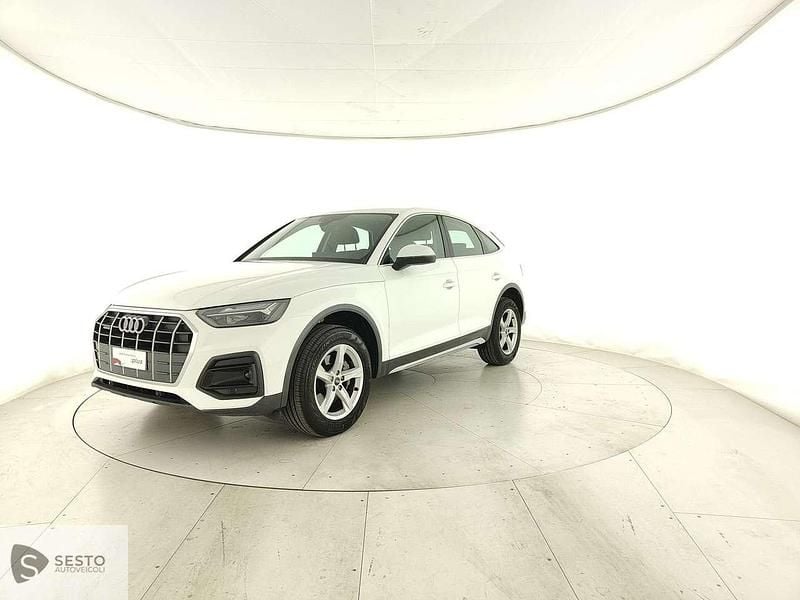 Bianco ibis Usata 2022 Audi Q5 Sportback Ambiente SUV | 44.400 € (Buon prezzo) - Immagine 1/4