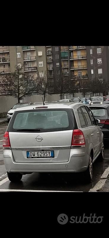 Brugt Opel Zafira Enjoy 140 HK (102 kW) 2009 MPV
