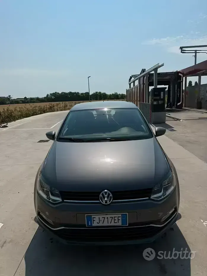 Usata VW Polo 75 CV (55 kW) 2017 Marrone Berlina