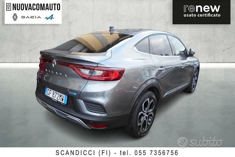 Usata Renault Arkana Intens 145 CV (106 kW) 2021 Grigio SUV