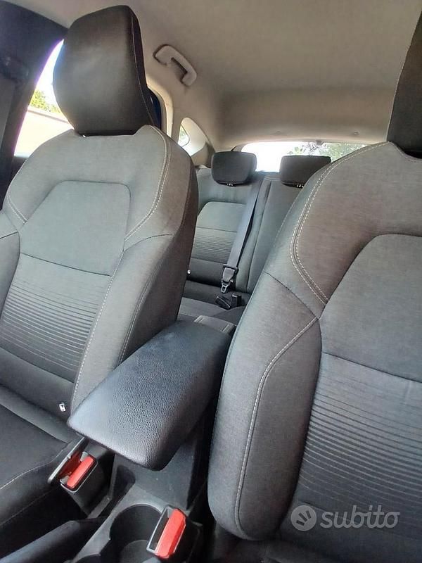 Usata Renault Captur 95 CV (69 kW) 2020 Blu SUV