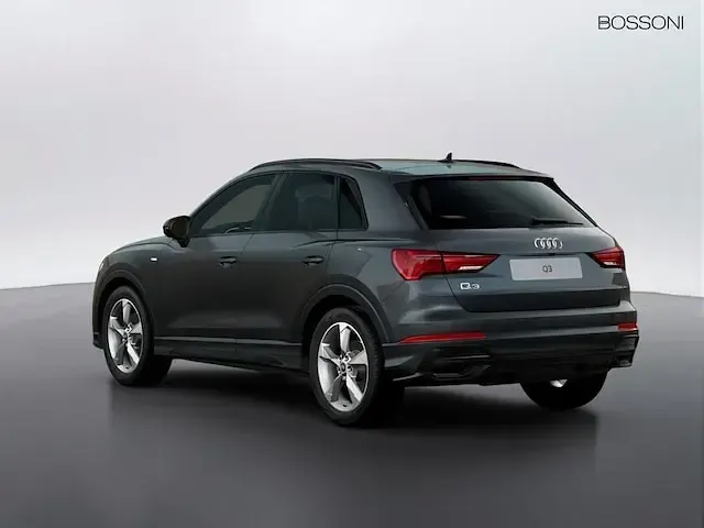 Usata Audi Q3 S-Line 150 CV (110 kW) 2025 Grigio SUV