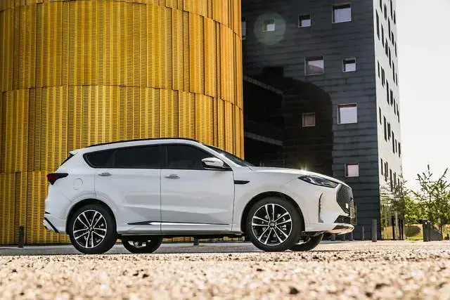 Nuova Sportequipe 7 GTW 184 CV (135 kW) 2025 Grigio SUV