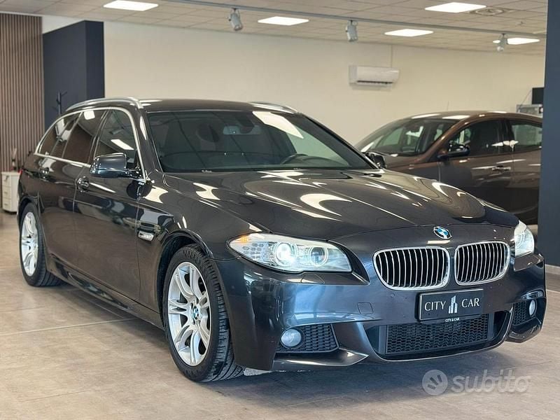 Usata BMW 525 Efficient Dynamics 218 CV (160 kW) 2012 Nero Station wagon
