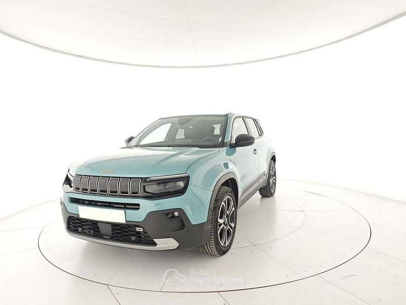 Begagnad Jeep Avenger Summit 101 HK (74 kW) 2024 Blå SUV