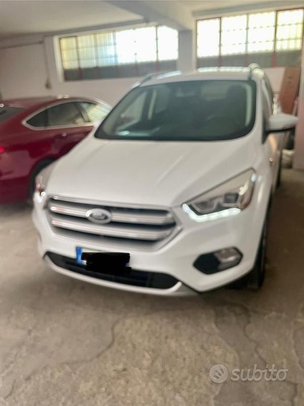 Usata Ford Kuga 115 CV (84 kW) 2019 Bianco SUV