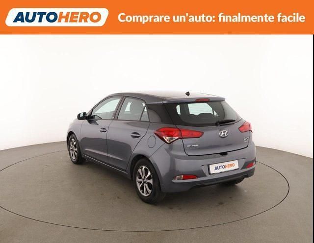 Usata Hyundai i20 GO! 74 CV (54 kW) 2018 Grigio Berlina