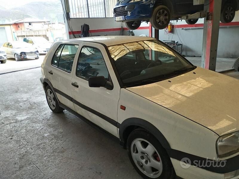 Usata VW Golf III 150 CV (110 kW) 1993 Bianco Berlina