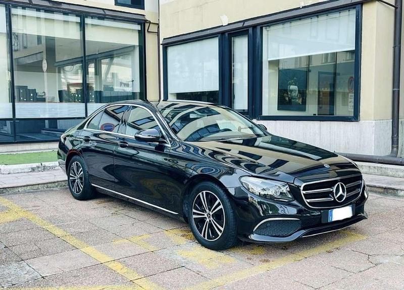 Usata Mercedes E200 Premium 150 CV (110 kW) 2019 Berlina