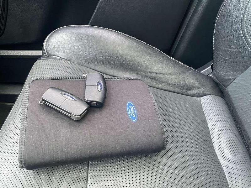 Usata Ford S-MAX Individual 140 CV (102 kW) 2009 Monovolume