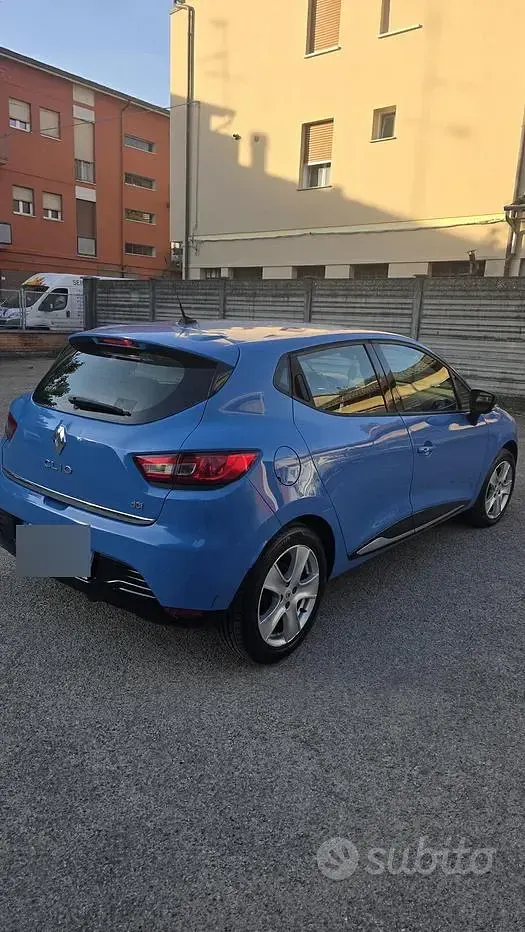 Usata Renault Clio IV 90 CV (66 kW) 2013 Bluazzurro Berlina