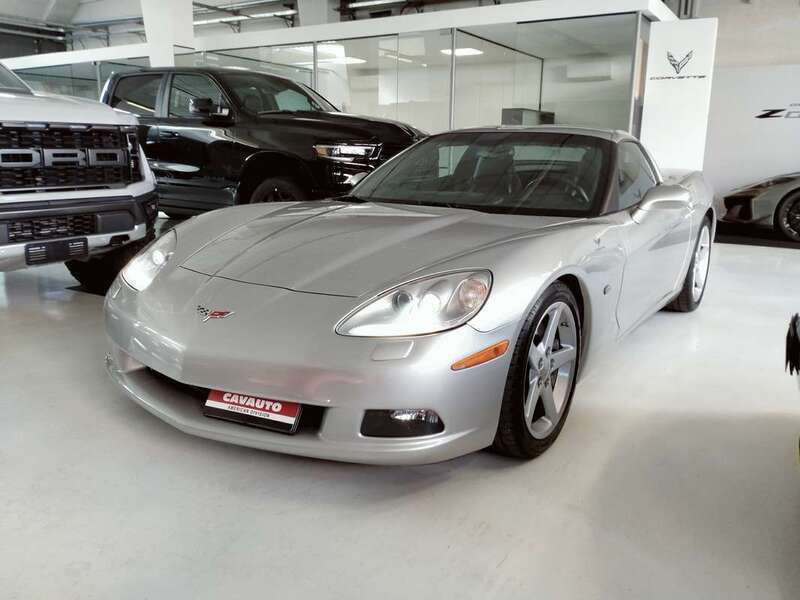 Usato 2006 Corvette C6 6.0 Benzin 404 CV (39.000 €)