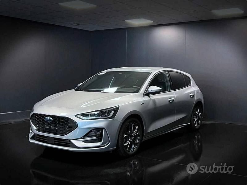 Usata Ford Focus ST-Line 116 CV (85 kW) 2025 Grigio Berlina