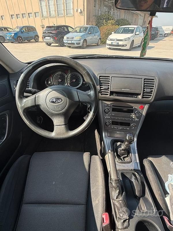 Usata Subaru Legacy 115 CV (84 kW) 2024 Grigio Berlina