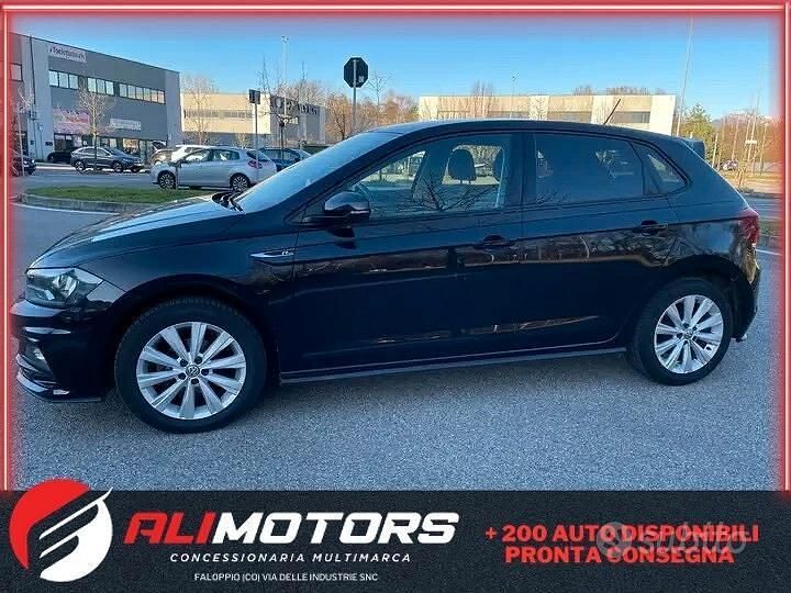 Nero Usata 2018 VW Polo Highline Tre volumi | 12.990 € (Buon prezzo) - Immagine 1/4
