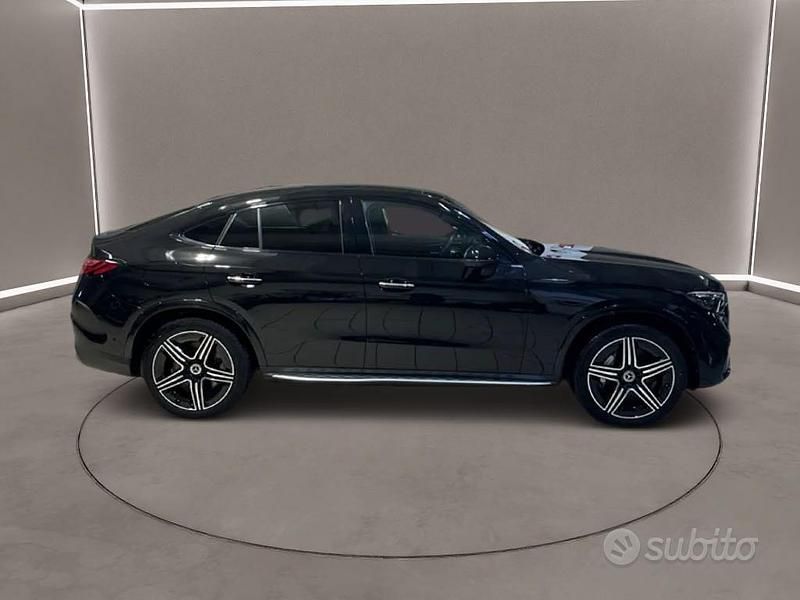 Usata Mercedes GLC300 2023 Nero Coupé