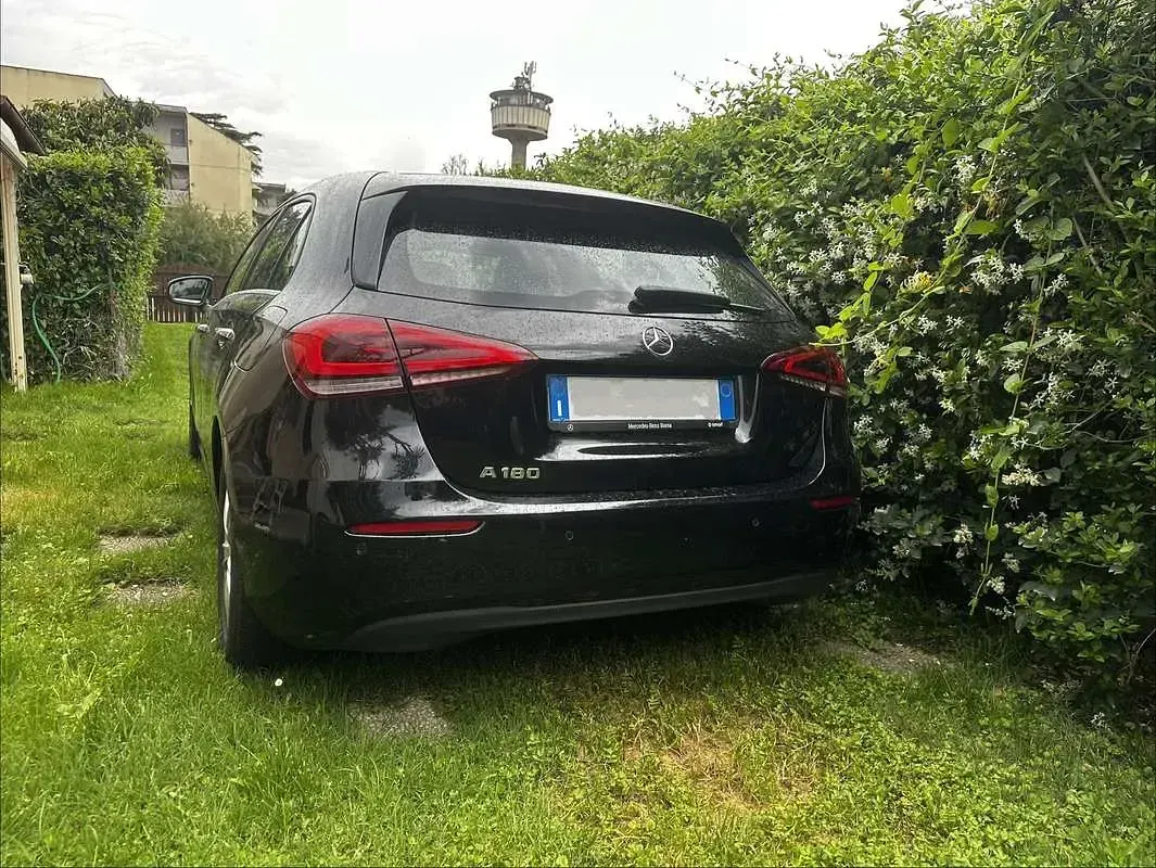 Usata Mercedes A180 Business 136 CV (100 kW) 2022 Berlina