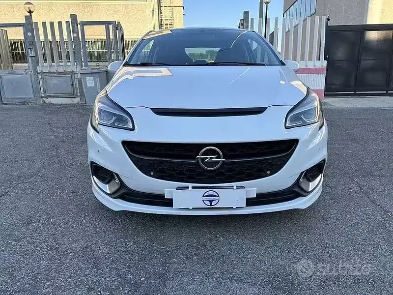 Usata Opel Corsa OPC 207 CV (152 kW) 2017 Bianco Utilitaria