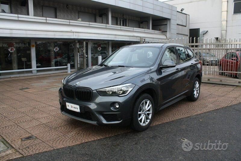 Grigio scuro Usata 2016 BMW X1 xLine SUV | 17.500 € (Buon prezzo) - Immagine 1/4