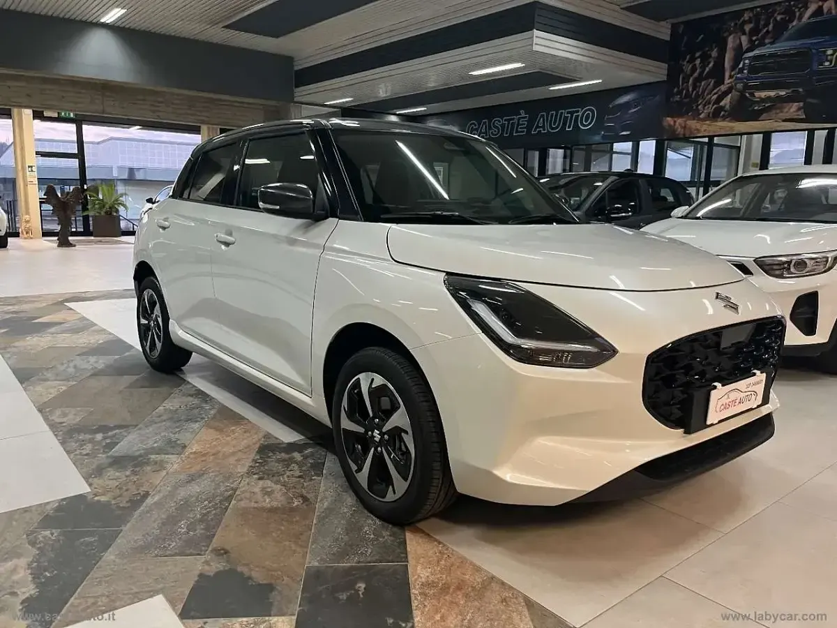 Nuova Suzuki Swift 83 CV (61 kW) 2025 Argento Utilitaria