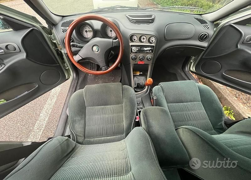 Usata Alfa Romeo 156 144 CV (105 kW) 2000 Verde Berlina