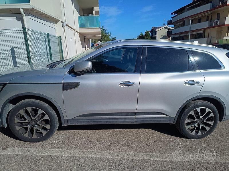 Usata Renault Koleos 177 CV (130 kW) 2019 Grigio SUV