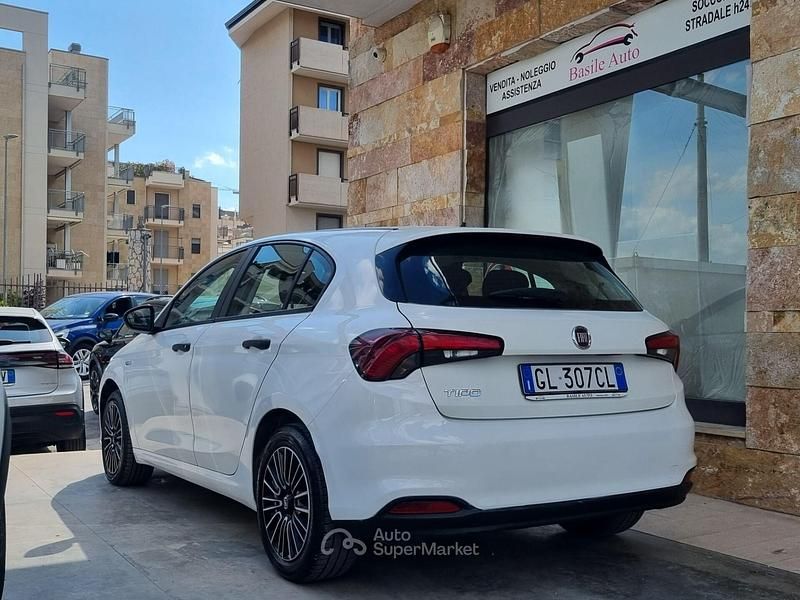 Occasion Fiat Tipo 100 ch (73 kW) 2023 Blanc Berline